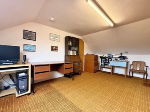 Photo 24- click for photo gallery